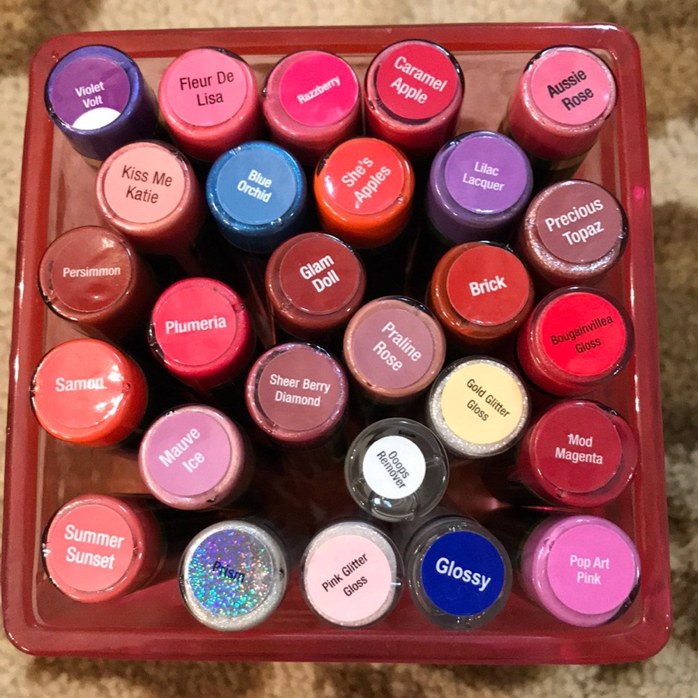 Lipsense Lipcolor and Glosses